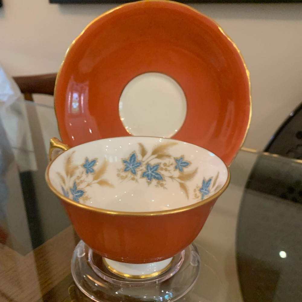 Vintage Aynsley tea cup and saucer!